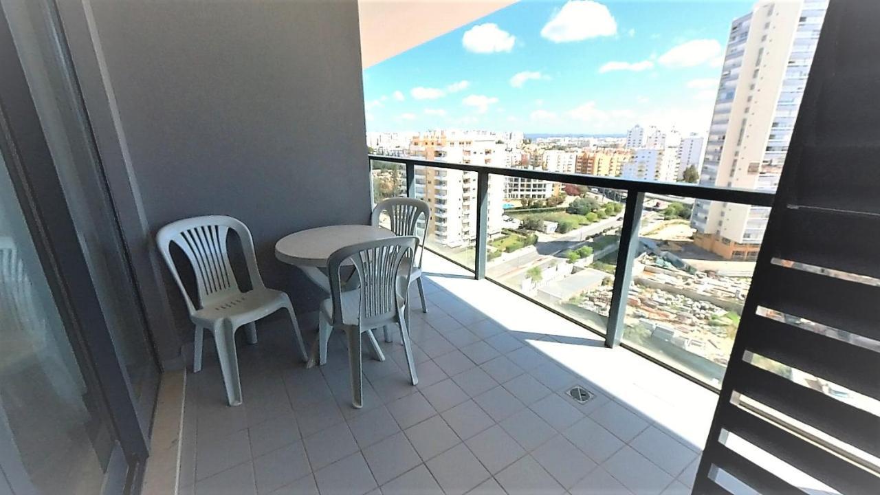 Apartament Turisticos Rocha Tower 4