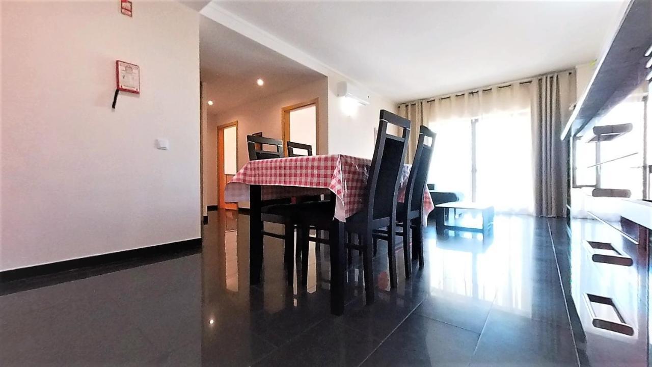 Apartament Turisticos Rocha Tower 4 *